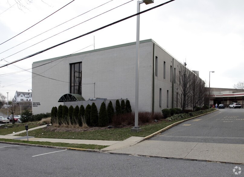 8-10 Morton Ave, Ridley Park, PA à louer - Photo du bâtiment - Image 2 de 18