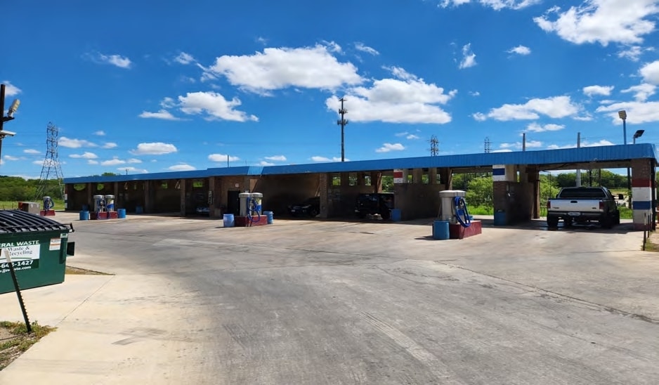 1614 Hunt Ln, San Antonio, TX for sale - Building Photo - Image 2 of 3