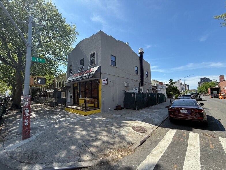 3602 36th Ave, Astoria, NY à vendre - Photo du bâtiment - Image 1 de 4