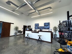 32550 N US Highway 12, Volo, IL for lease Interior Photo- Image 2 of 2