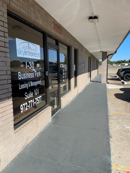 3201 Interstate 30, Mesquite, TX for lease - Building Photo - Image 3 of 10