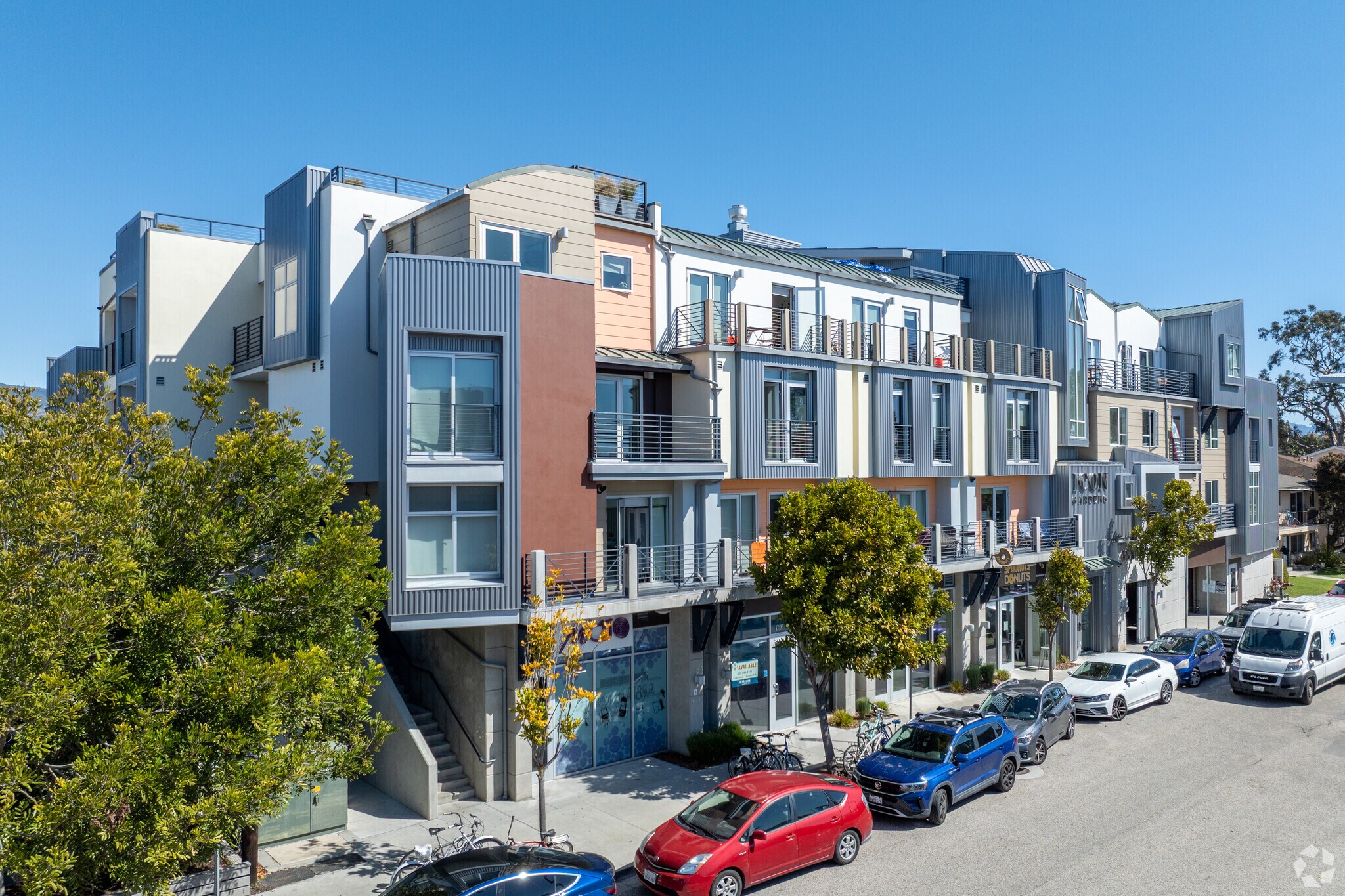 6530 Seville Rd, Isla Vista, CA for lease Primary Photo- Image 1 of 12