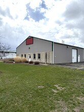 11215 Commercial St, Richmond, IL for lease Building Photo- Image 2 of 12