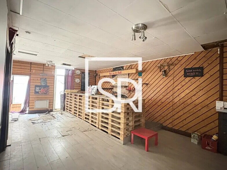 Commerce de détail dans Clermont-Ferrand à vendre - Photo intérieure - Image 2 de 10