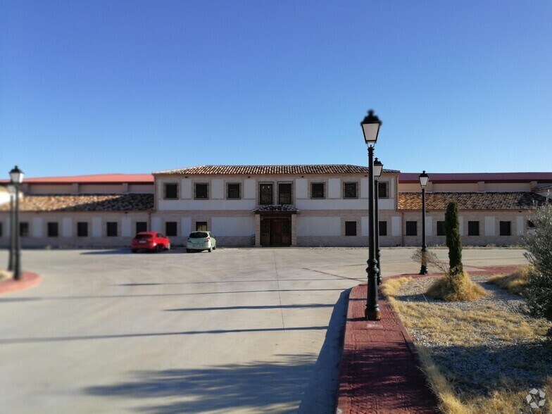 Carretera N-400, pk 26,7, Yepes, Toledo for sale - Primary Photo - Image 1 of 4