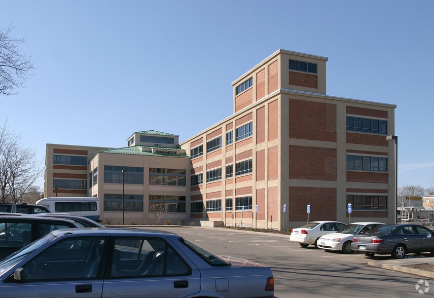 20-28 Sargeant St, Hartford, CT à vendre - Photo du bâtiment - Image 2 de 11