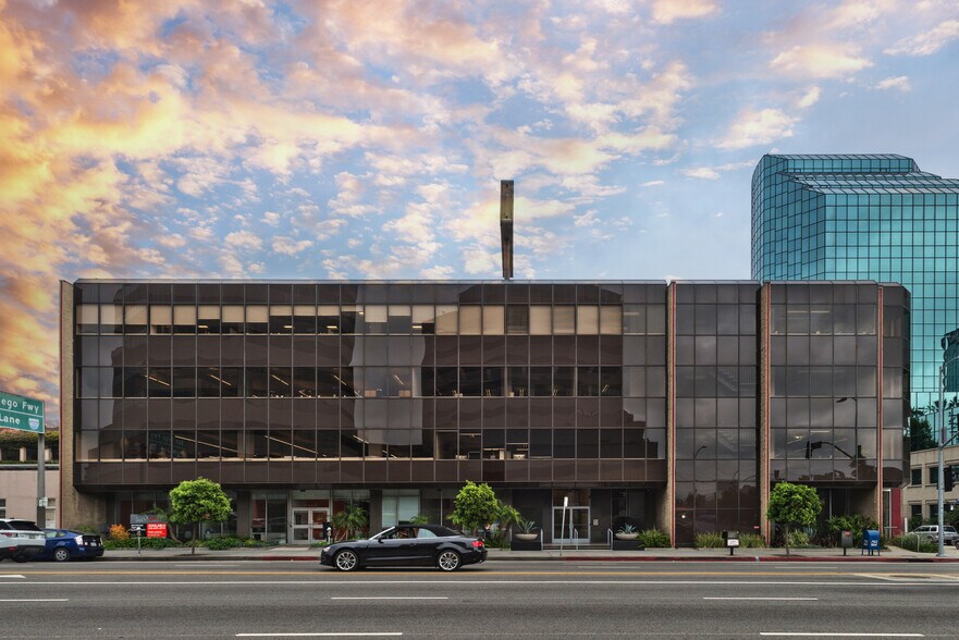 11388-11390 W Olympic Blvd, Los Angeles, CA à louer - Photo du bâtiment - Image 2 de 13