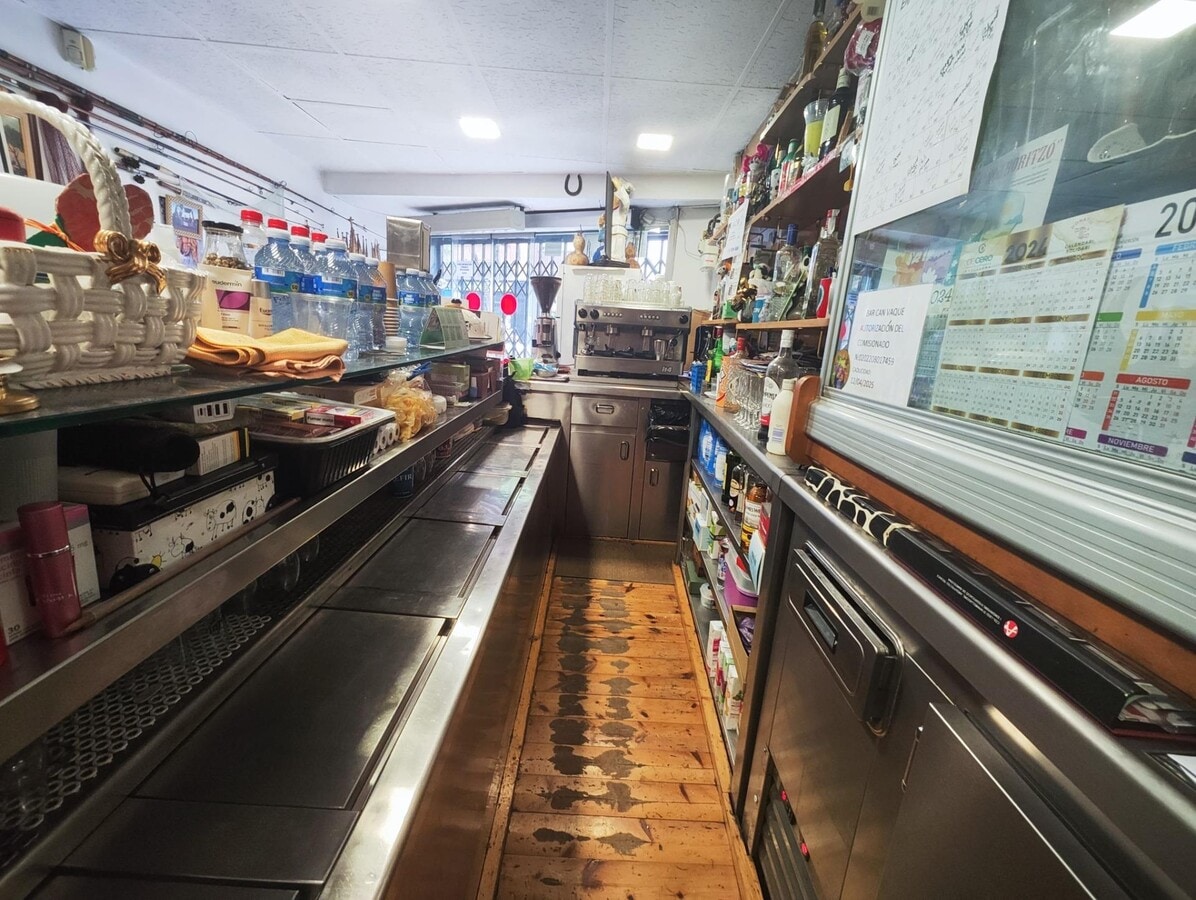 Barcelone, BAR 08027 - - - Photo intérieure - Image 1 of 1