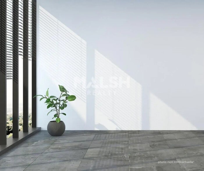 Retail in Lyon for sale - Interior Photo - Image 2 of 2