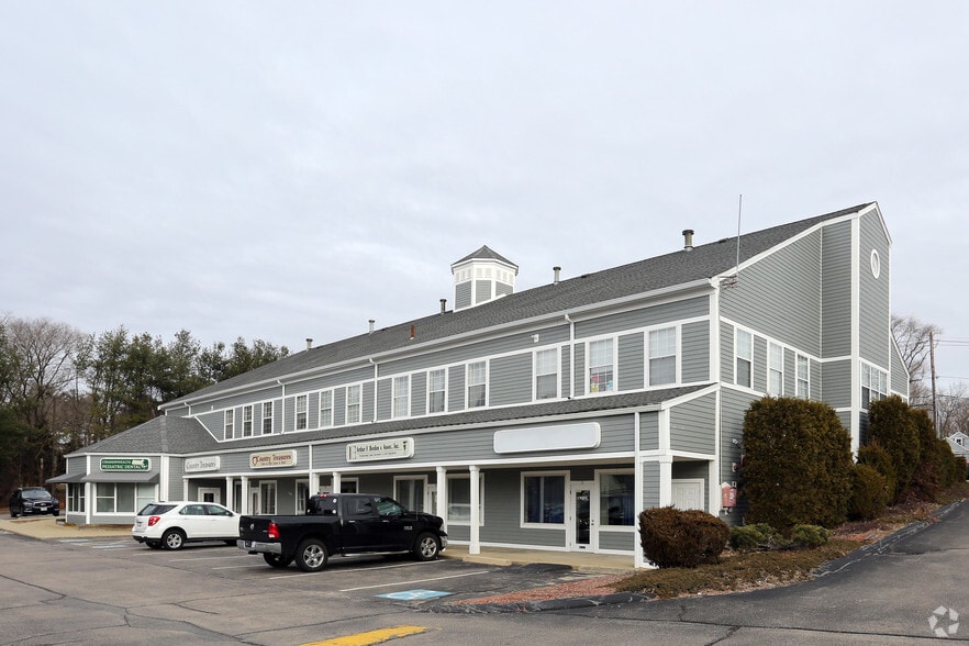 301 Broadway, Raynham, MA for lease - Primary Photo - Image 1 of 21