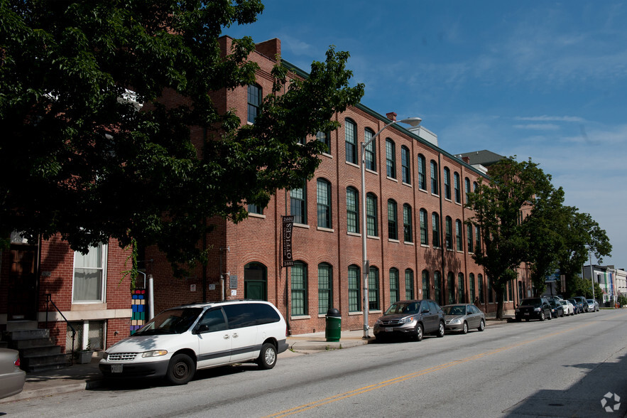 2601 N Howard St, Baltimore, MD for lease - Building Photo - Image 1 of 1