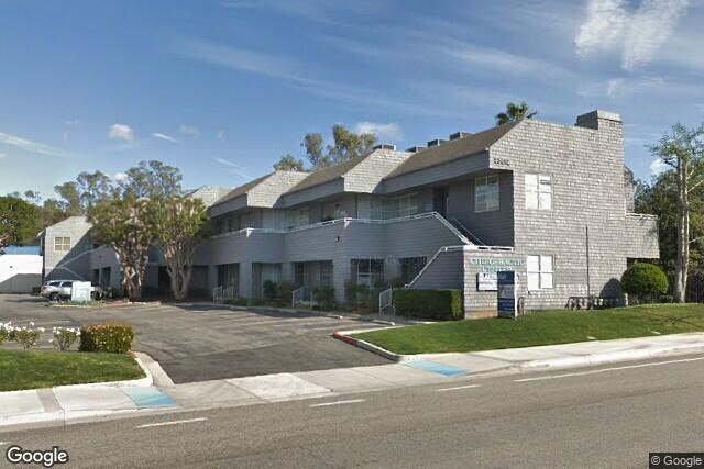 23370 Moulton Pky, Laguna Hills, CA à louer - Photo du bâtiment - Image 1 de 10