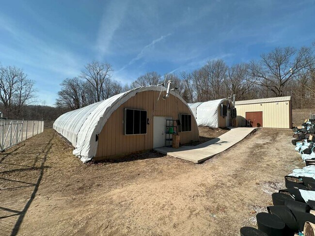 More details for 1900 W Main St, Ionia, MI - Industrial for Sale