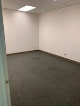 7301-7337 N Lincoln Ave, Lincolnwood, IL for lease Interior Photo- Image 2 of 4