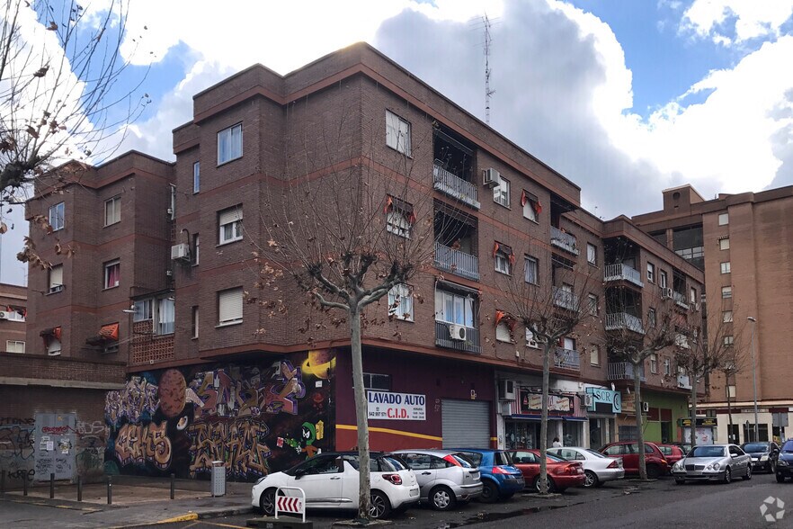 Calle Antonio Machado, 1, Talavera de la Reina, Toledo à vendre - Photo du bâtiment - Image 2 de 2