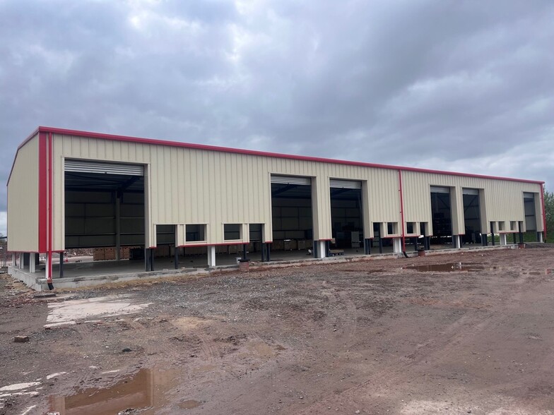 26-28 Station Rd, Heather à louer - Photo du bâtiment - Image 2 de 5