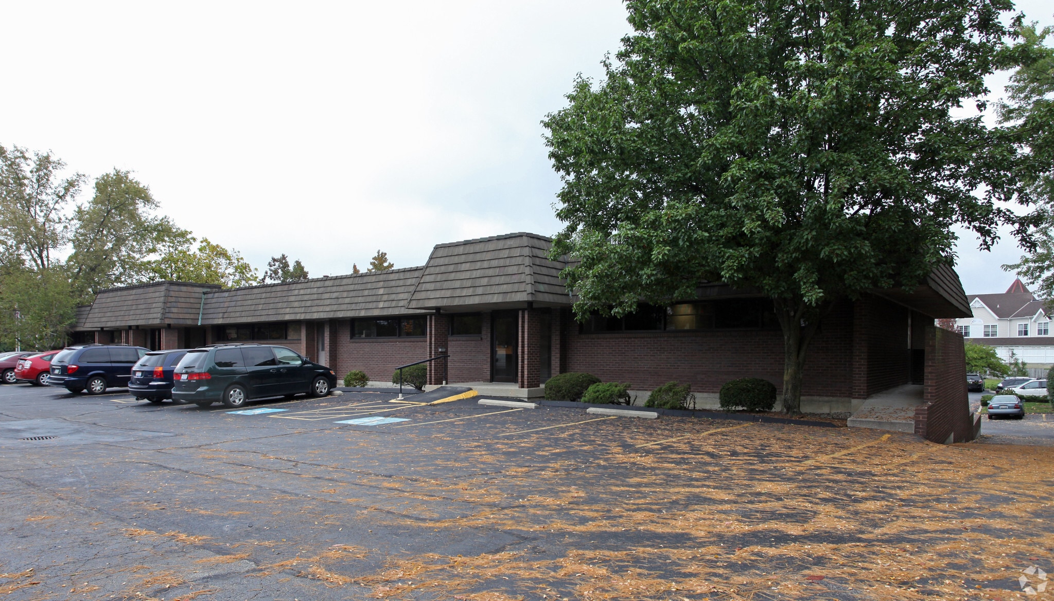 9030 Montgomery Rd, Cincinnati, OH for lease Primary Photo- Image 1 of 18