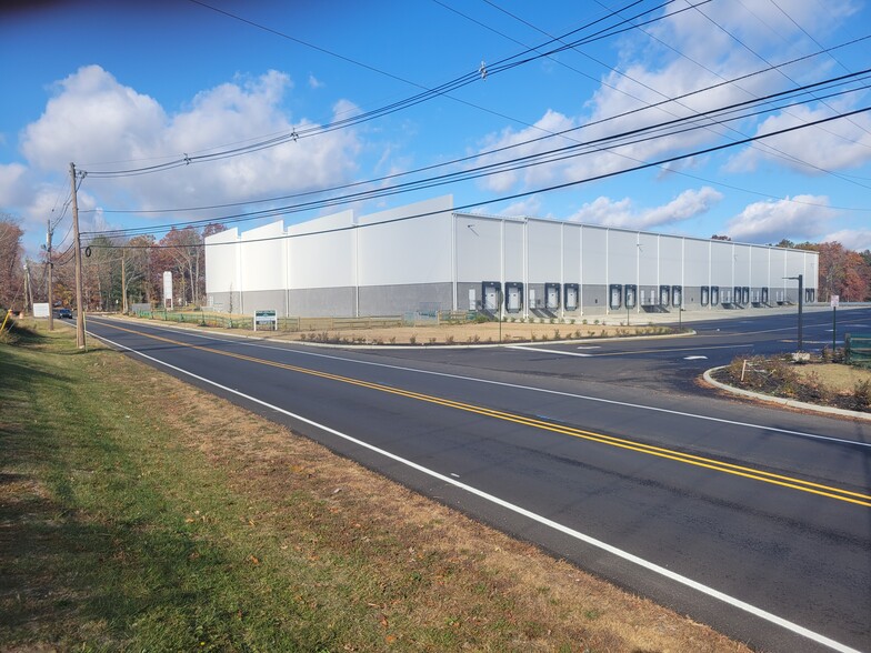 41 Randolph Rd, Howell, NJ for lease - Building Photo - Image 2 of 3