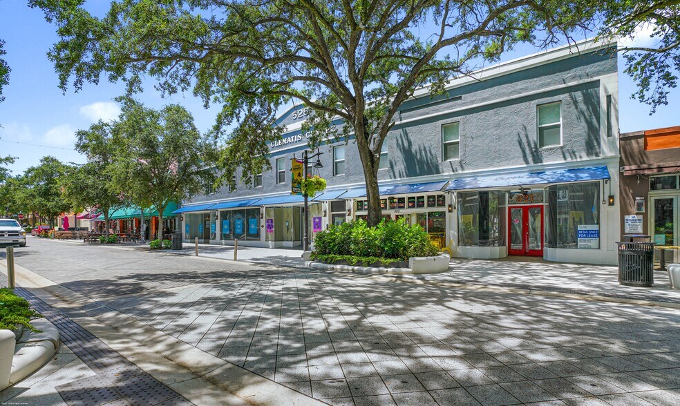525 Clematis St, West Palm Beach, FL à louer - Photo du bâtiment - Image 2 de 6