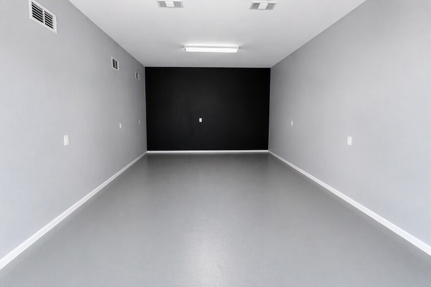 2054 Crawford St, Fort Myers, FL à louer - Photo du bâtiment - Image 3 de 13