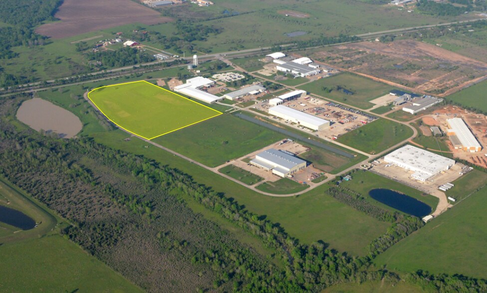 D1 G H cir, Waller, TX à louer - Aérien - Image 3 de 4