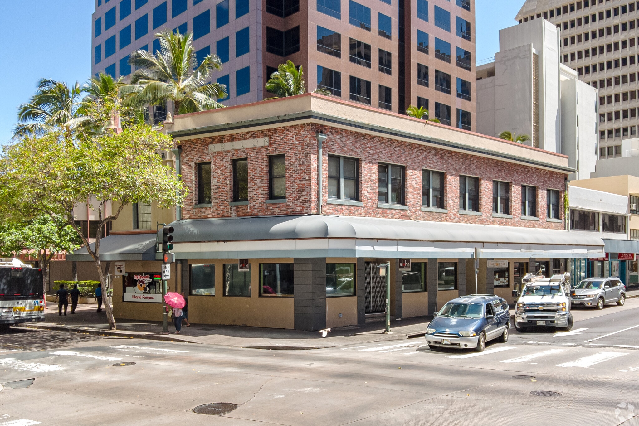 1102 Bishop St, Honolulu, HI for lease Primary Photo- Image 1 of 19