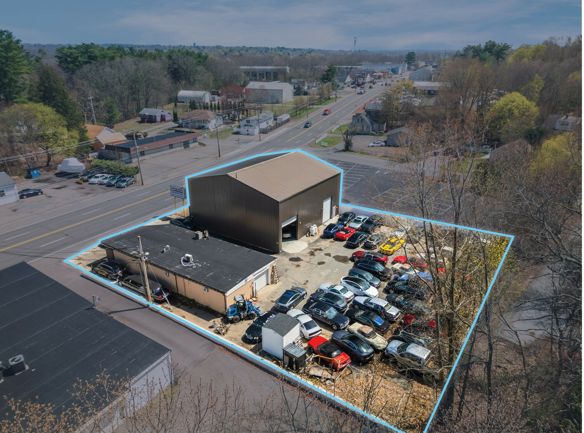 105 Memorial Dr, Avon, MA for lease Building Photo- Image 1 of 11