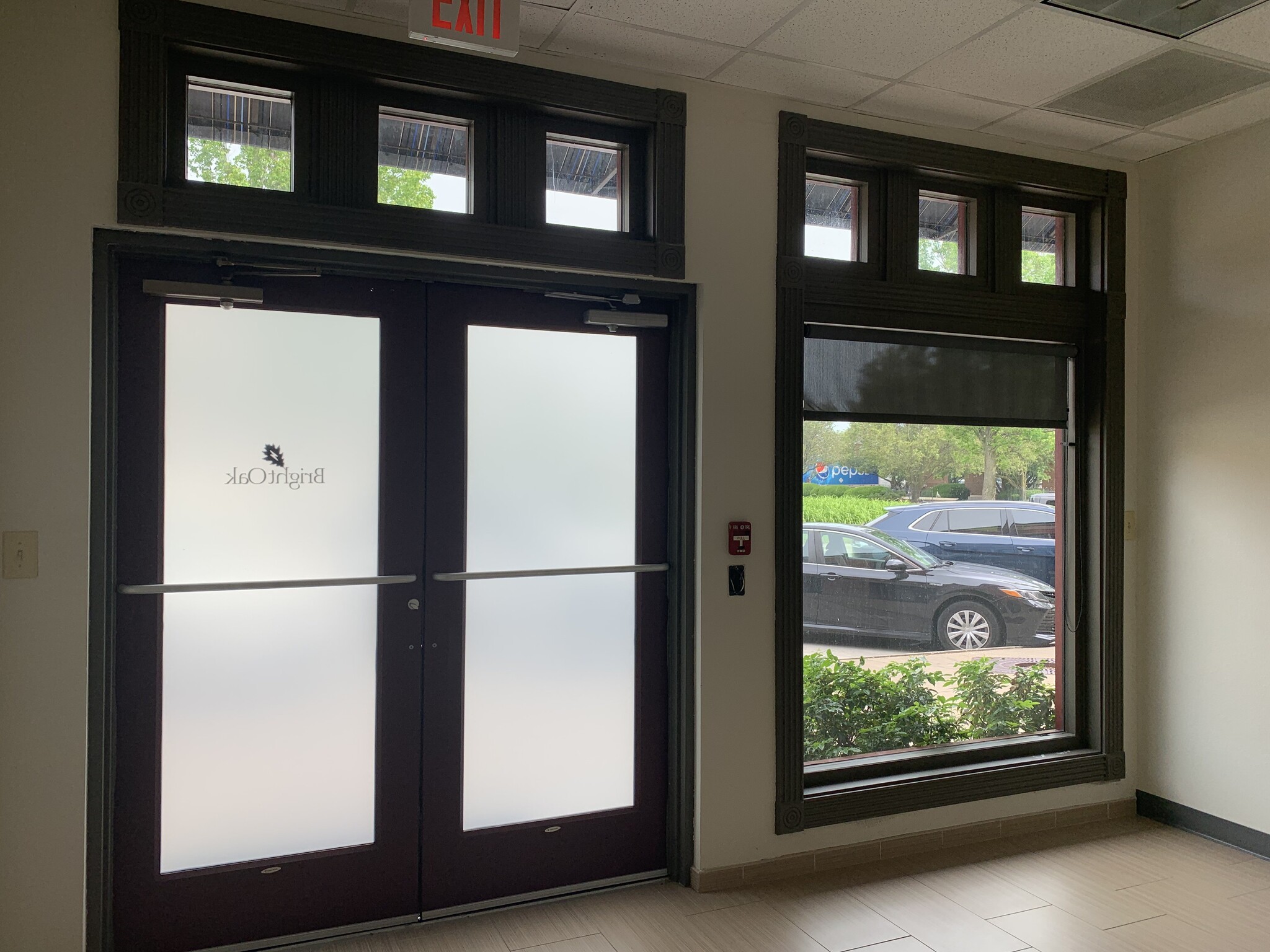 2142 -2160 W Chesterfield Blvd, Springfield, MO for lease Interior Photo- Image 1 of 80