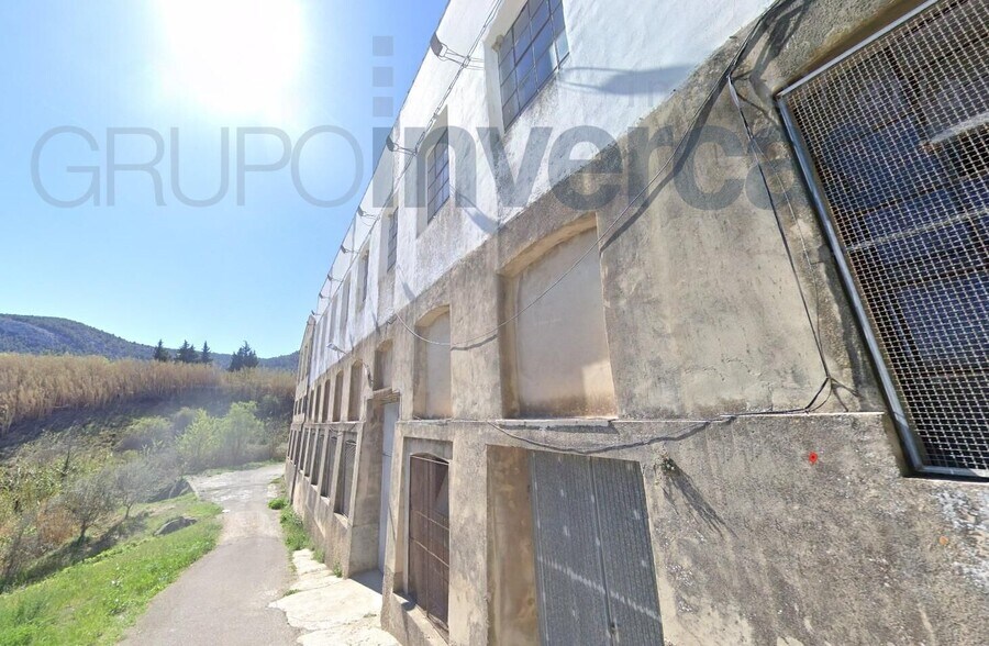 Industrial in Bocairent for sale - Building Photo - Image 2 of 6