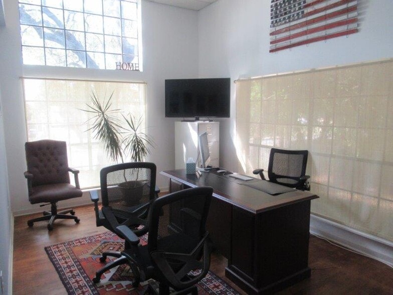 12915 Jones Maltsberger Rd, San Antonio, TX for lease - Interior Photo - Image 3 of 6