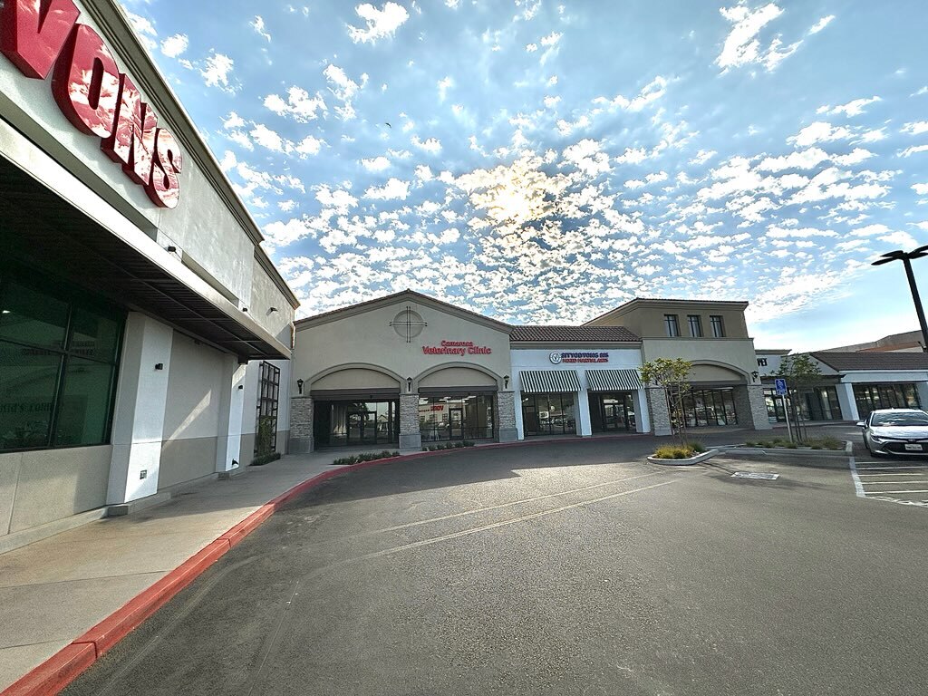 700-960 Arneill Rd, Camarillo, CA à louer Photo intérieure- Image 1 de 2