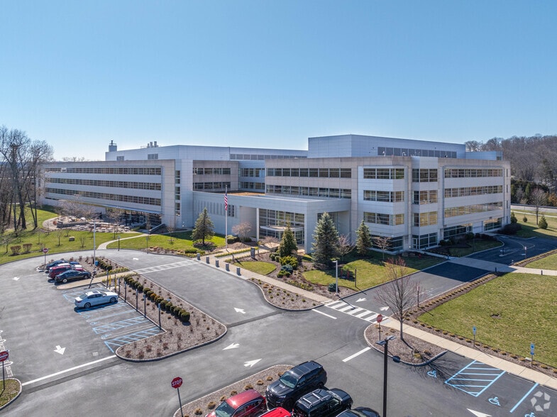 115 Tabor Rd, Morris Plains, NJ for lease - Primary Photo - Image 1 of 4