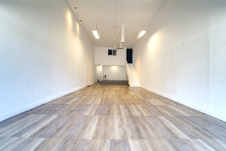 5968 S Vermont Ave, Los Angeles, CA for lease Interior Photo- Image 1 of 9