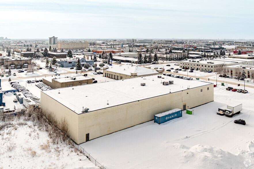 10331 176th St NW, Edmonton, AB for sale - Aerial - Image 2 of 6