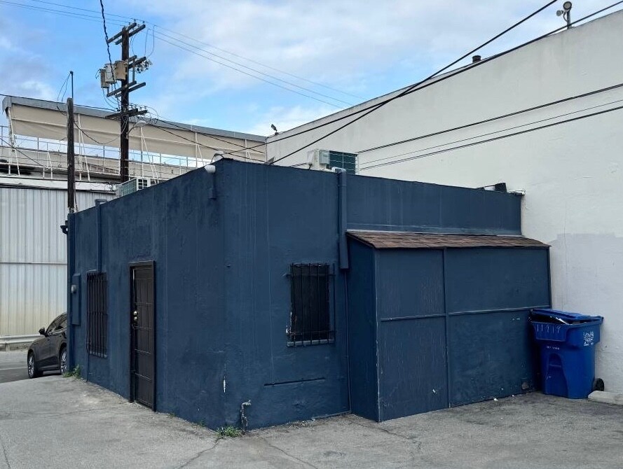 11919-11923 Ventura Blvd, Studio City, CA à louer Photo du bâtiment- Image 1 de 2