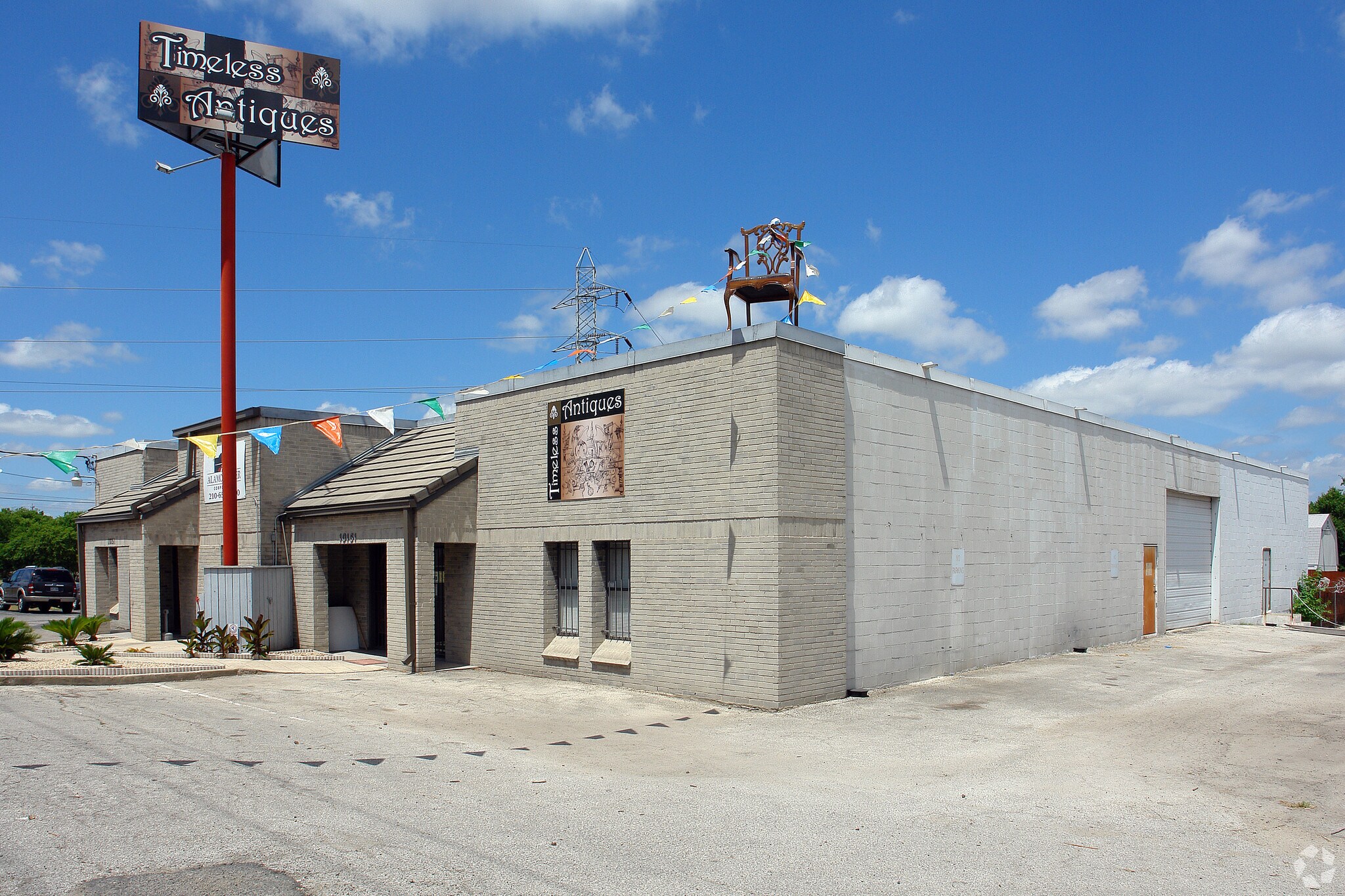 10151 N Interstate 35, San Antonio, TX à louer Photo du bâtiment- Image 1 de 13