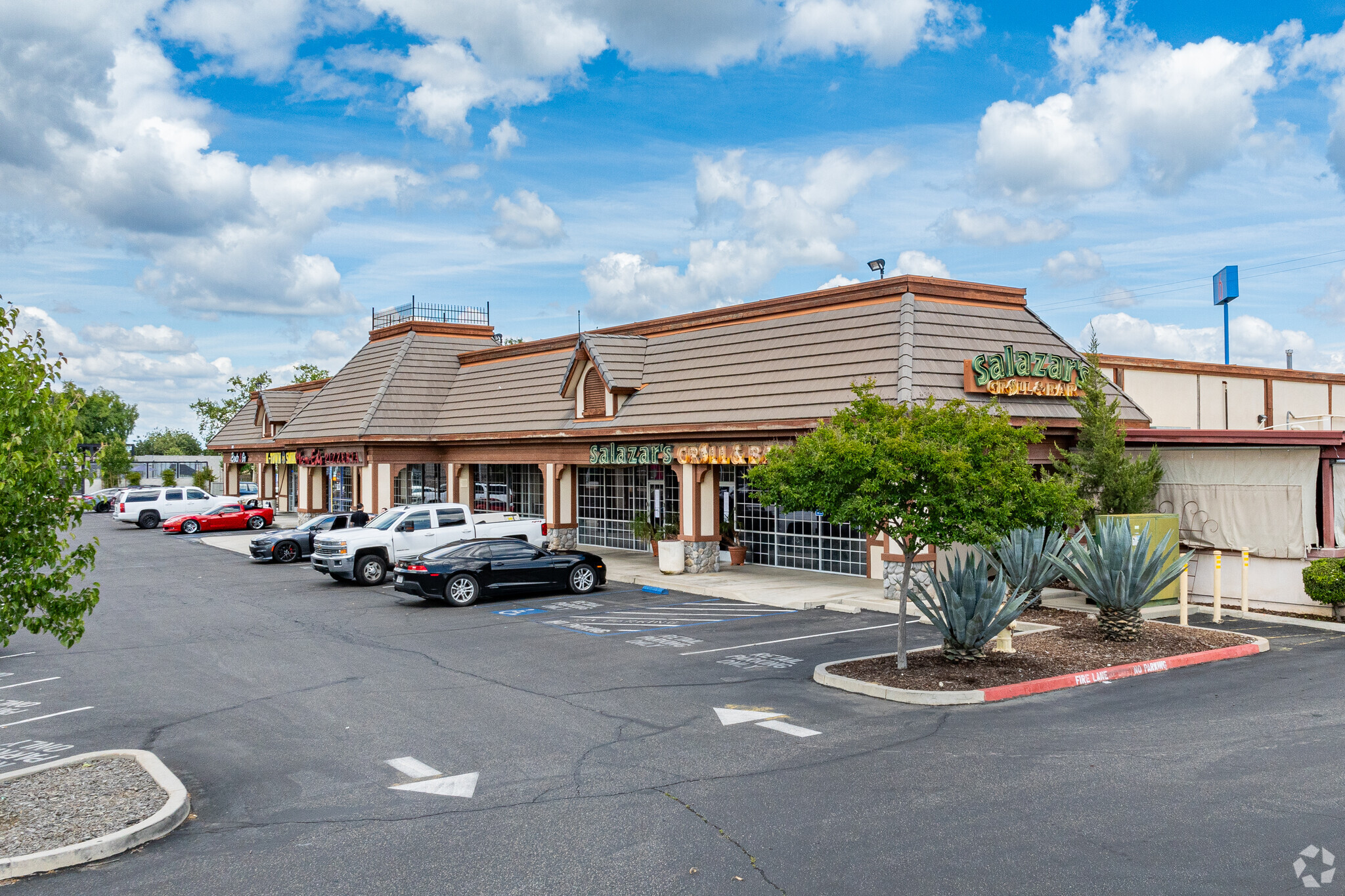 375 Sierra St, Kingsburg, CA for sale Primary Photo- Image 1 of 1