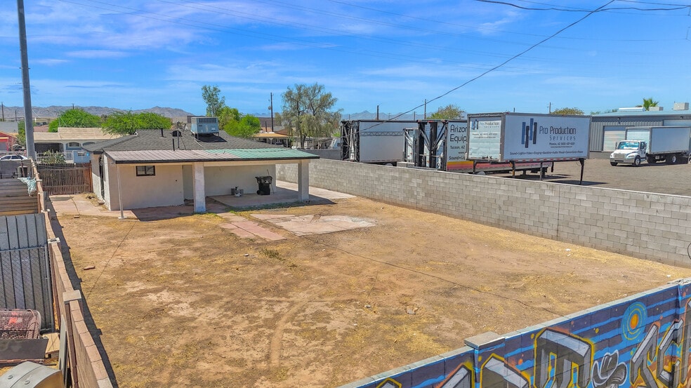 1806 W Sherman St, Phoenix, AZ for lease - Building Photo - Image 2 of 13