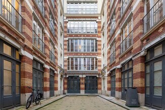 Plus de détails pour 54 Rue René Boulanger, Paris - Bureau à louer