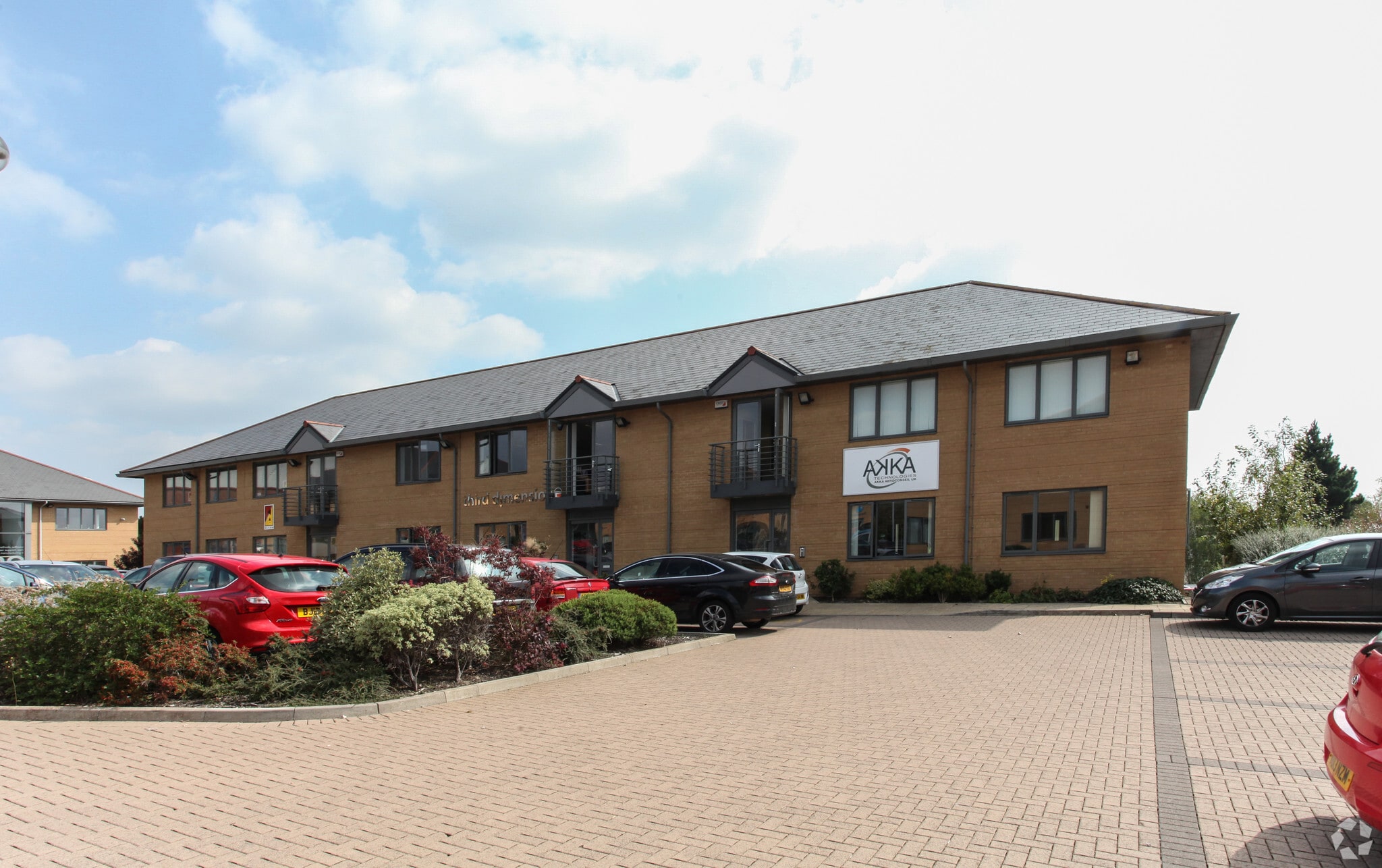 Golf Course Ln, Bristol for lease Primary Photo- Image 1 of 3