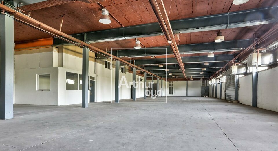 Flex in Chilly-Mazarin for lease - Interior Photo - Image 2 of 6