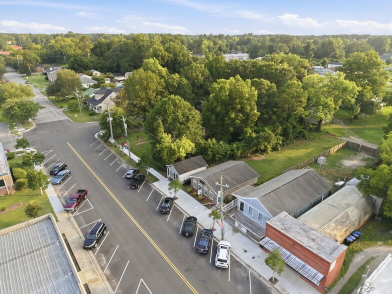 213 S Wright St, Burgaw, NC for sale - Building Photo - Image 3 of 25