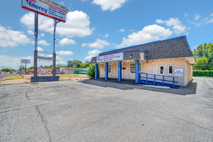 1222 NW Cache Rd, Lawton, OK for sale - Building Photo - Image 3 of 33