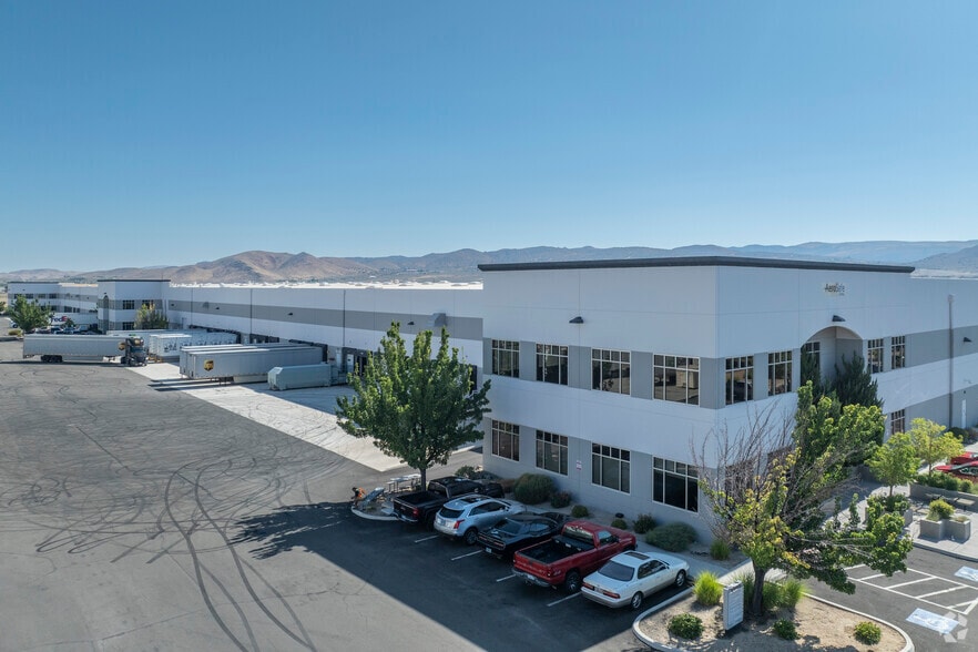 46 Isidor Ct, Sparks, NV for lease - Building Photo - Image 2 of 5