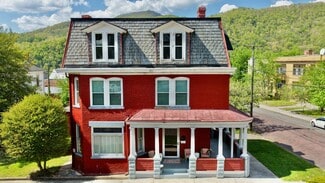 More details for 323 Ballengee St, Hinton, WV - Office for Sale