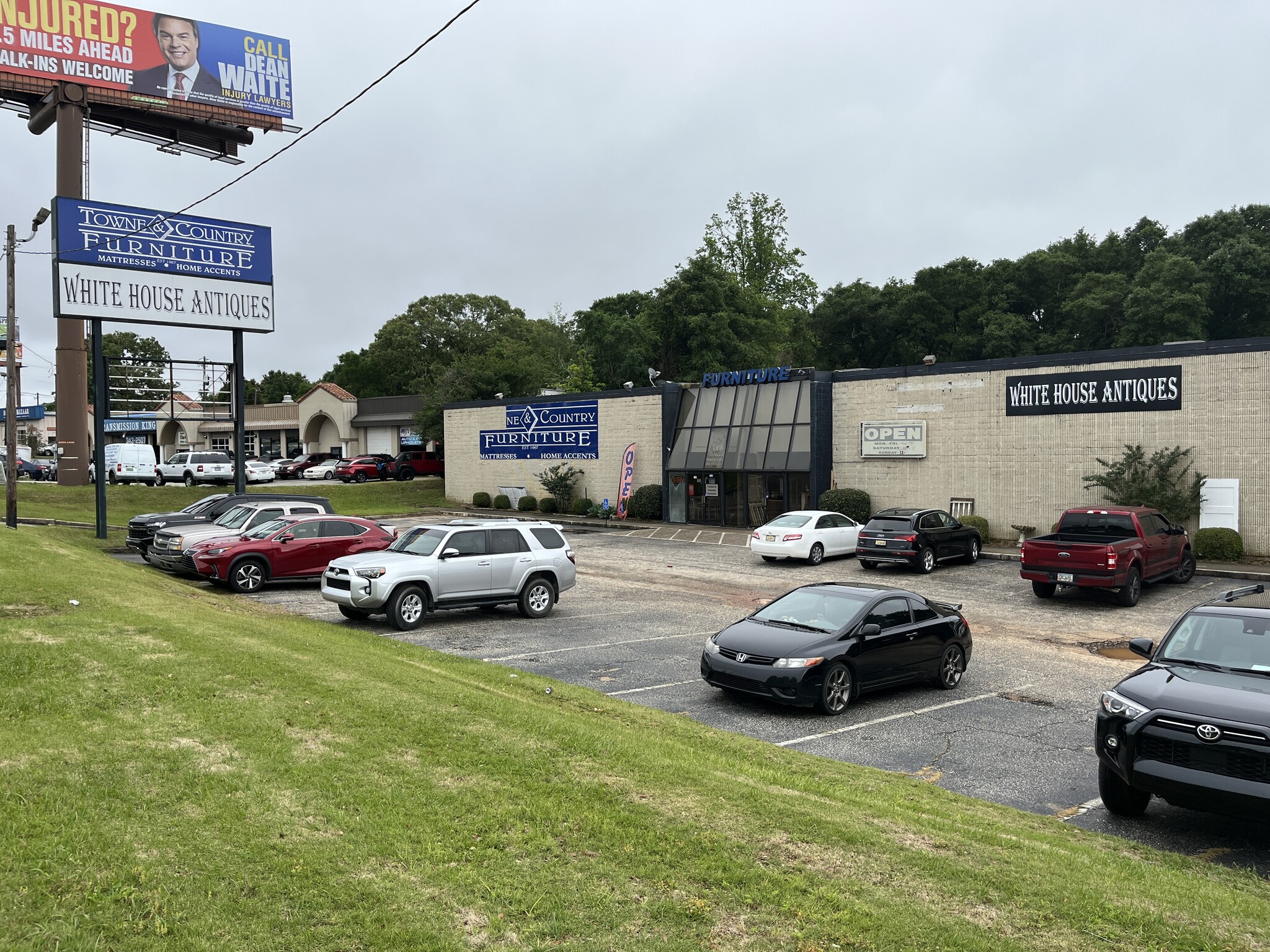 7221 Airport Blvd, Mobile, AL for sale Primary Photo- Image 1 of 1