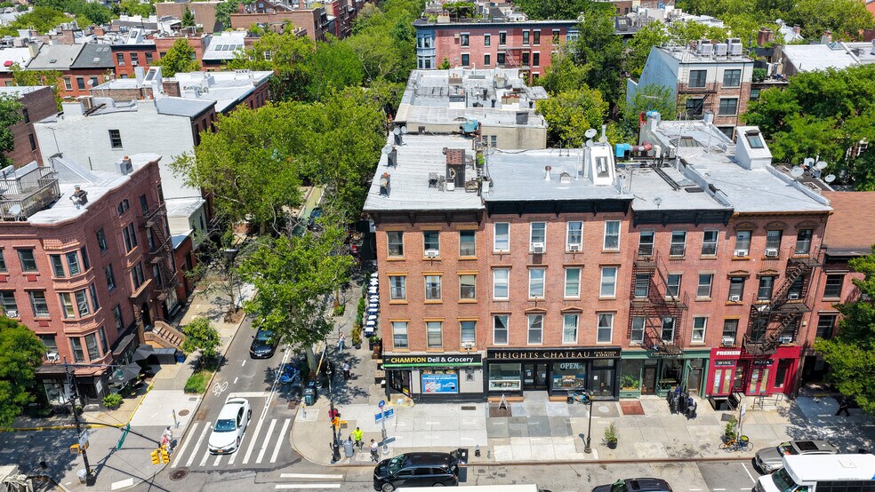 121 Atlantic Ave, Brooklyn, NY à vendre - Photo du bâtiment - Image 2 de 4