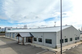 3124 Blossom Dr NE, Salem, OR for lease Building Photo- Image 2 of 11