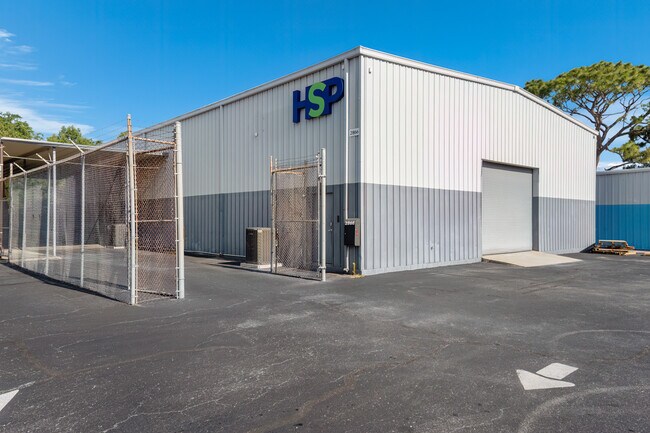 More details for 2866 Roosevelt Blvd, Clearwater, FL - Industrial for Sale