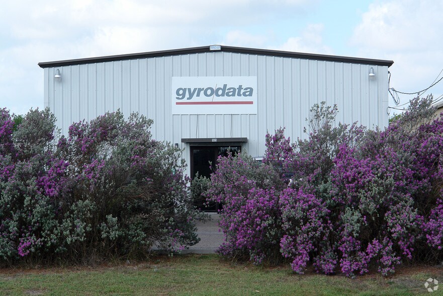 1805 N Lexington Blvd, Corpus Christi, TX for lease - Building Photo - Image 2 of 8